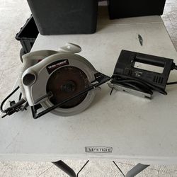 2 Saws One Circular Saw One Jigsaw $25 For Both