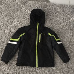 Snow jacket size medium 8/10