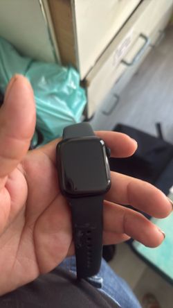 Apple watch gen 4