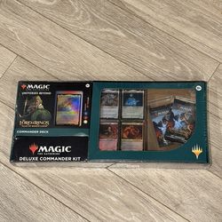 Magic The Gathering: Lord Of The Rings Deluxe Commander Kit