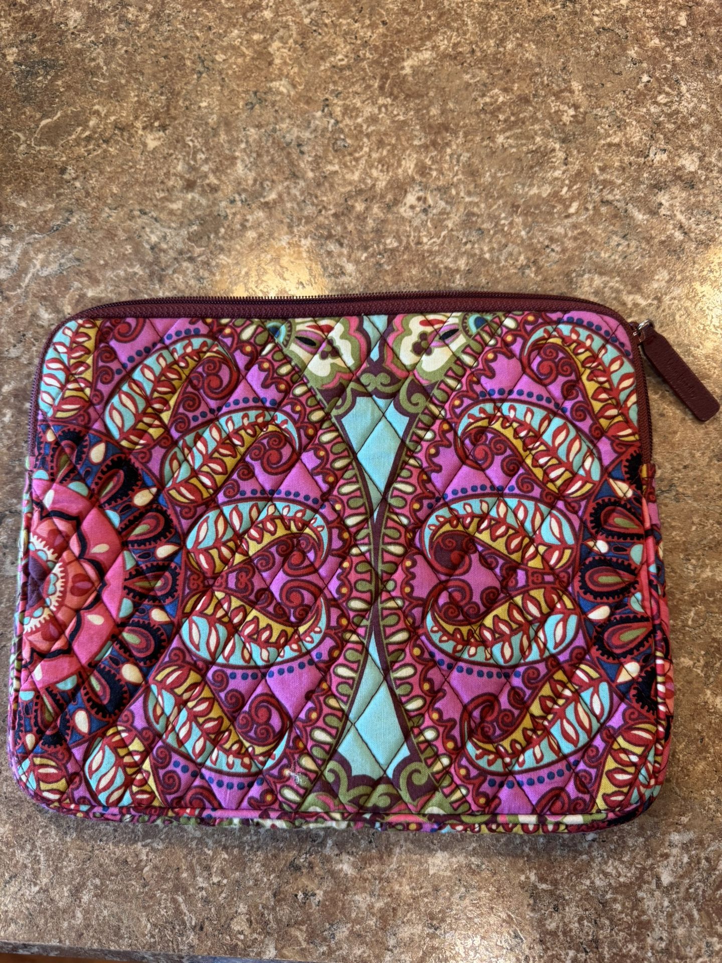 Woman’s Vera Bradley laptop/cosmetic bag shipping available
