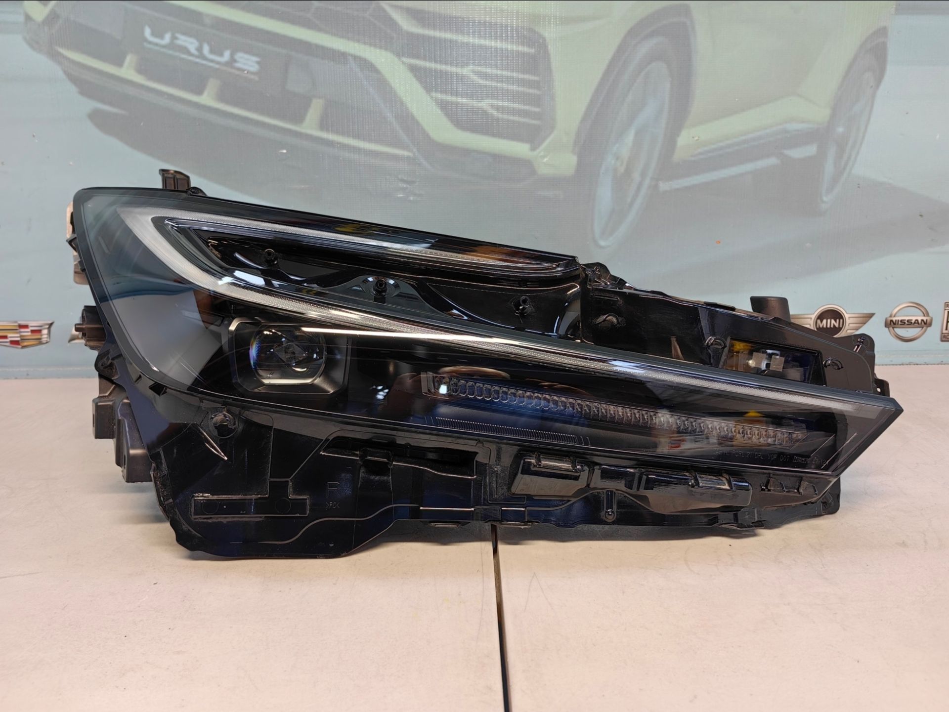 2023-2025 TOYOTA PRIUS PRIME RIGHT LED HEADLIGHT