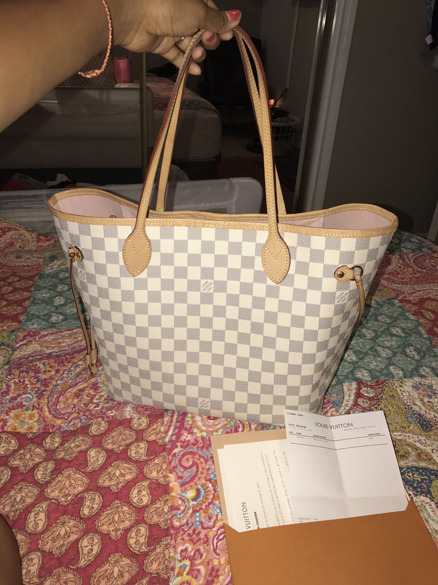 *On Hold Not Available* Louis Vuitton neverfull MM damier Ebene for Sale in  West Sacramento, CA - OfferUp