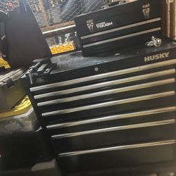 Husky Tool Box 