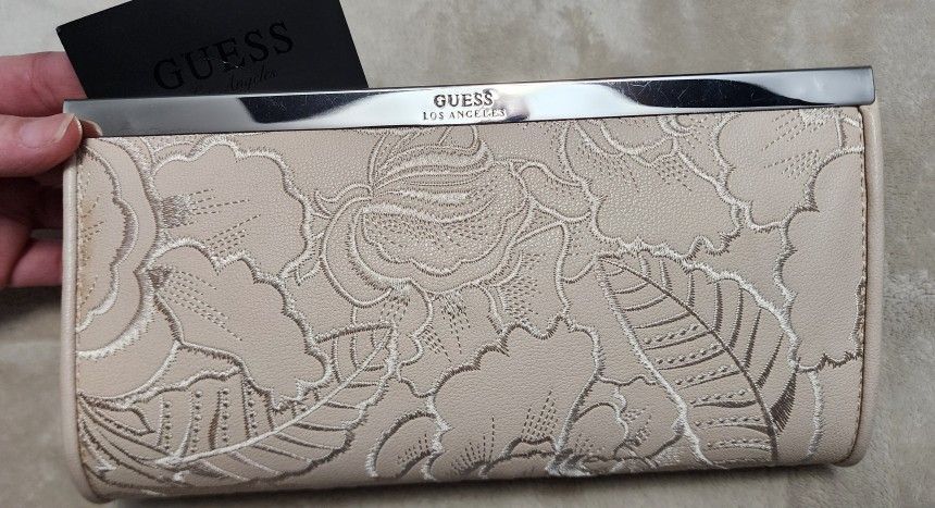 GUESS CLUTCH bag light Cream