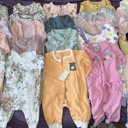 Clothes For Baby 3 Months More 30 Items  Each $2