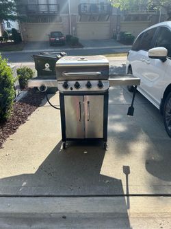 Char-Broil Performance 4-Burner Gas Grill