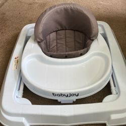 Baby Joy  Walker Price 19$. Pick Up.  E.  72.  and Grand. View.  Tacoma 