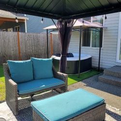 NICE OUTDOOR  SET