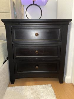 Nightstand Set of 2 with charging