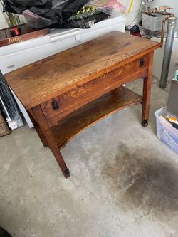 Antique desk. 28x30x18