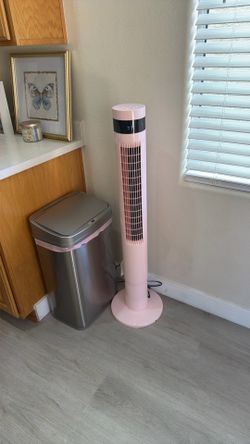 Pink tall standing fan like new