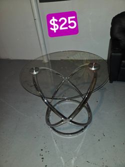 Round Glass Top Side Table Chrome Base