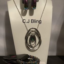 https://offerup.com/redirect/?o=SHR0cDovL2ZiLm1lL2FuZHJlYWJsaW5nb25saW5lc3RvcmU=