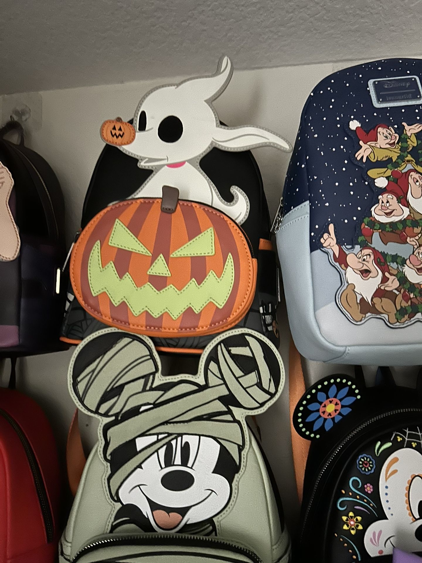 Zero nightmare before Christmas lounge fly
