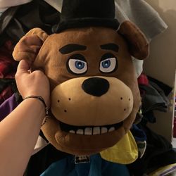 Five nights at Freddy head plushy like 16 inches