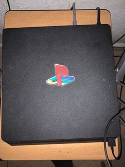 Ps4 slim 1 TB