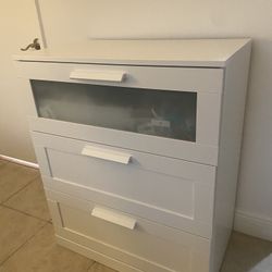 White Cabinet With Drawers 