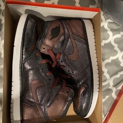 W Air Jordan 1 HI OG Fearless