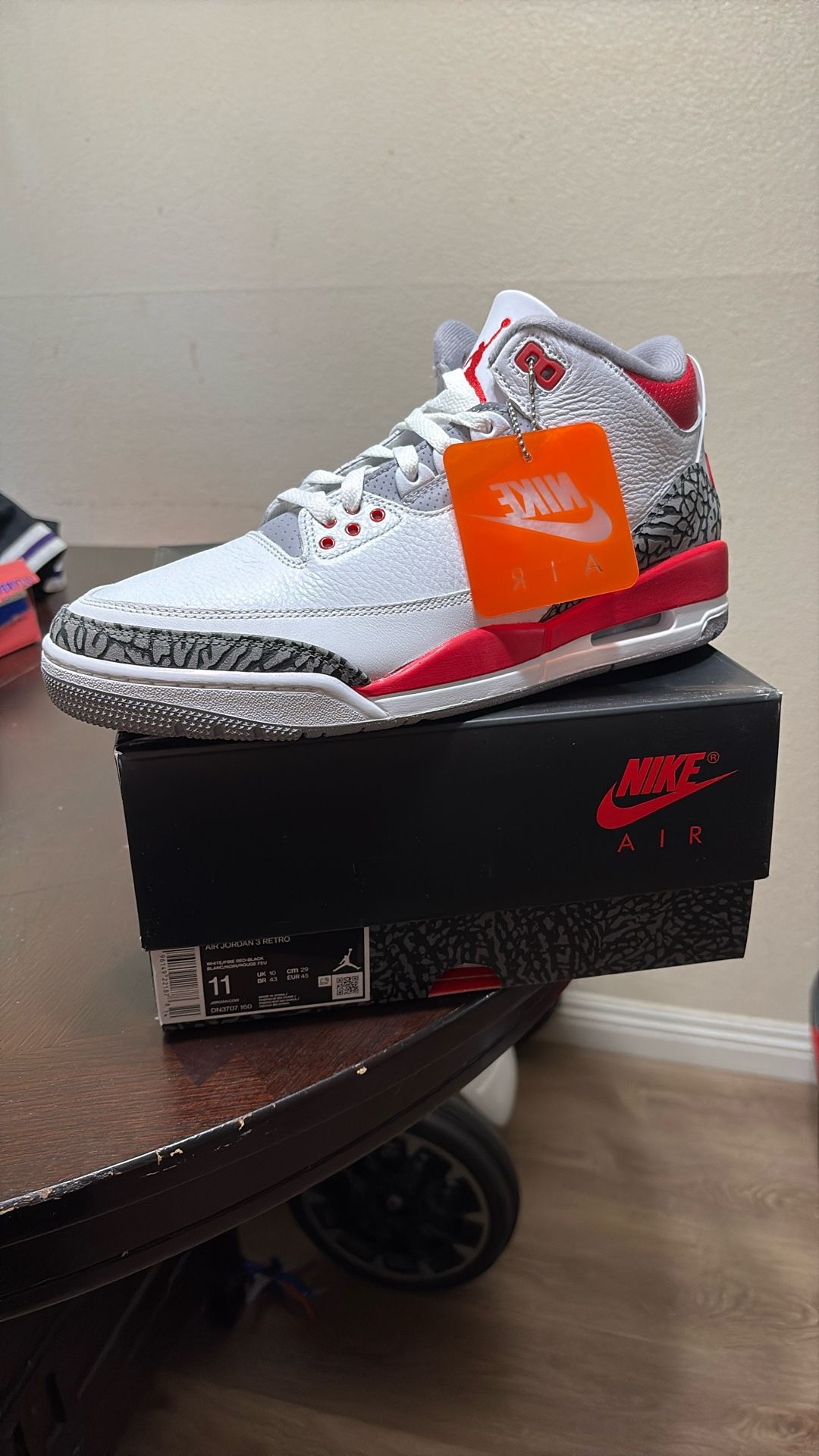 Jordan 3s