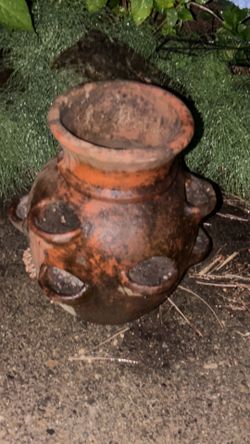 Good Tuscan  planters