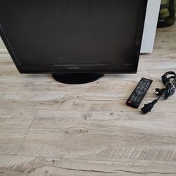 27 Inch Dynex TV W/ Cable And remote 