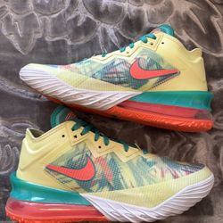 Lebron 18 Low “Lebronold Palmer” Size 9.5