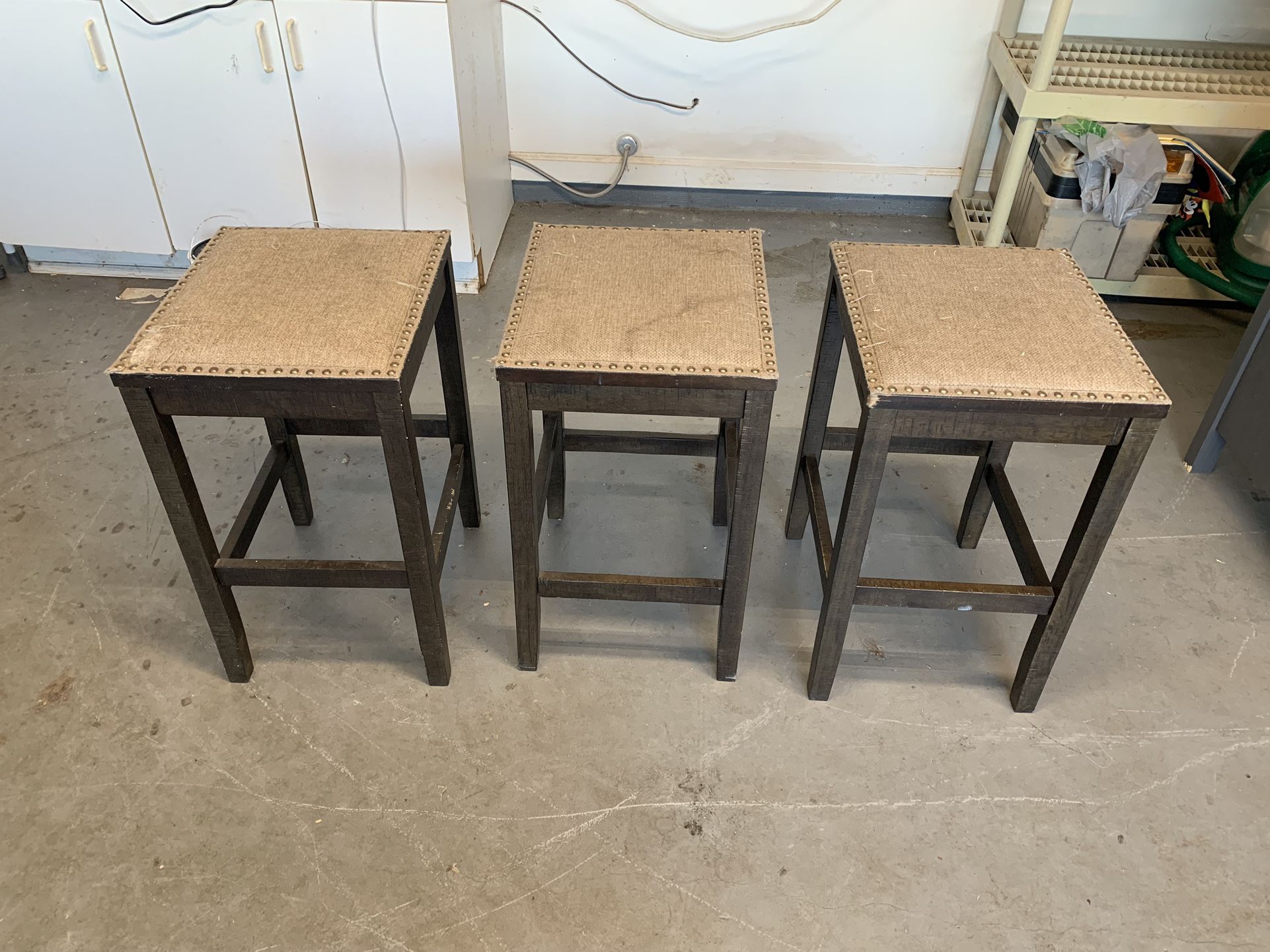 Preowned set of three bar stools $10 total