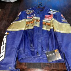 ICON Size 44 & FIELDSHEER Size M