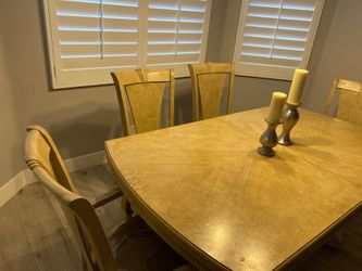 Dinning table