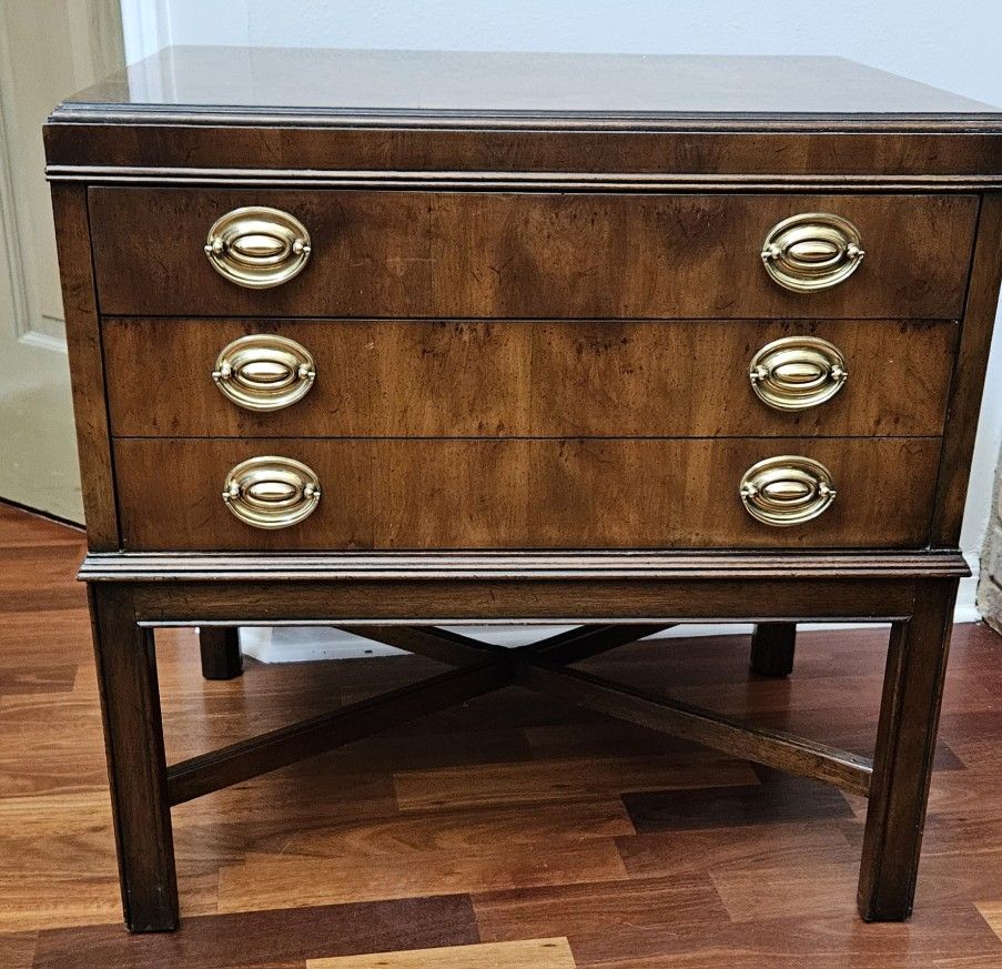 Mid-Century Modern Heritage Walnut Burl Wood Chest, End Table or Nightstand