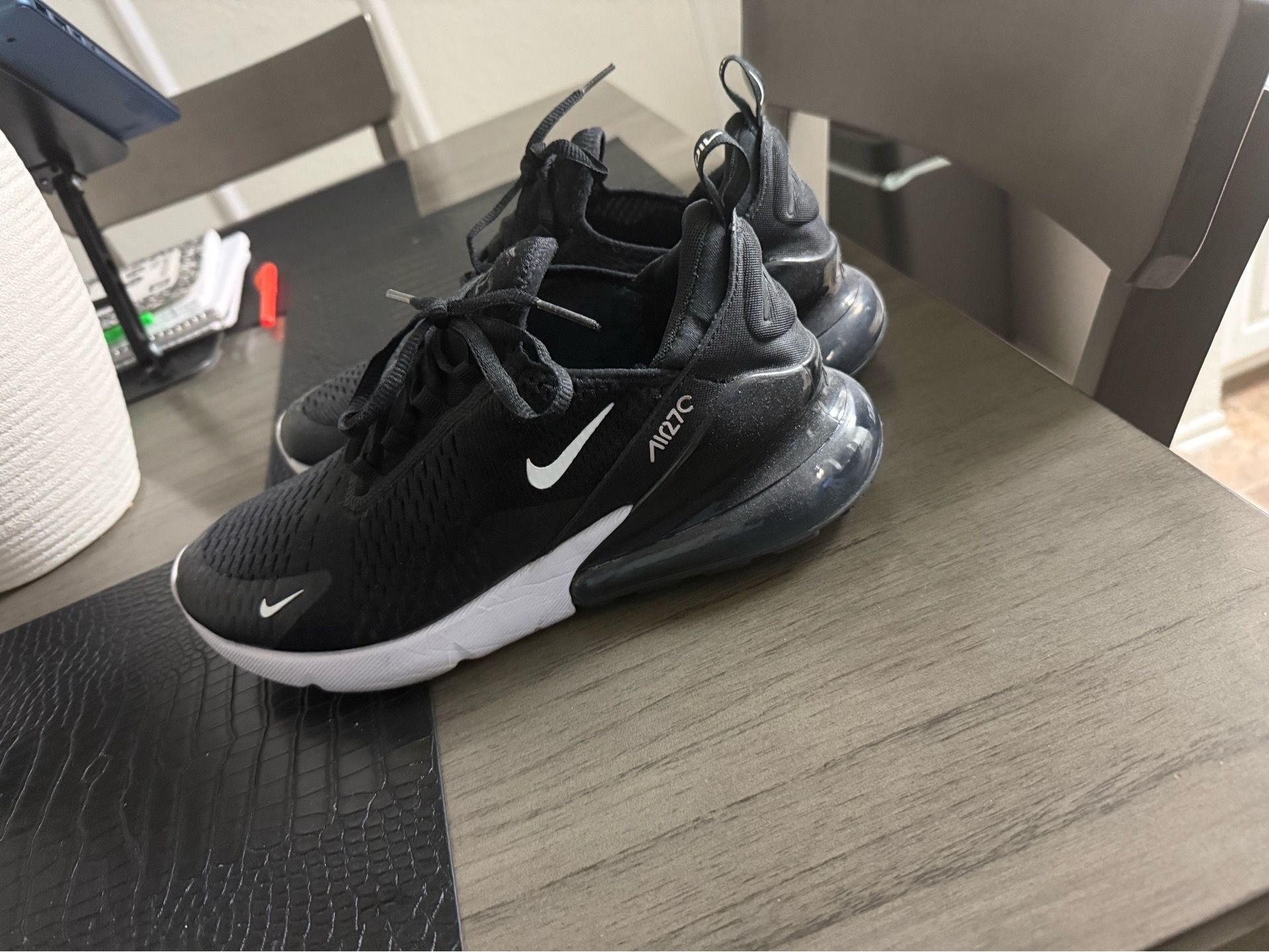 Air 70 running shoes