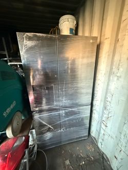 Fridge semi new