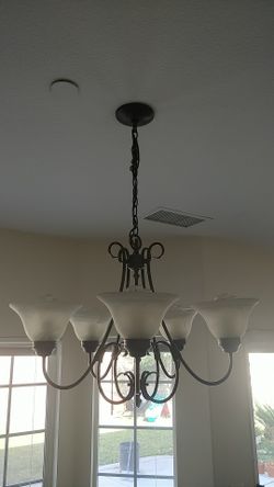 Chandelier light fixture