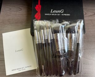 18 pcs Compact Make up brushes set