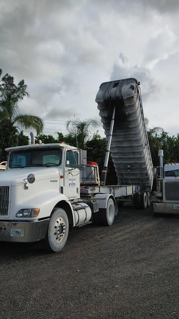 Dump trailer with single axle truck trailer de volteo con camión rastra