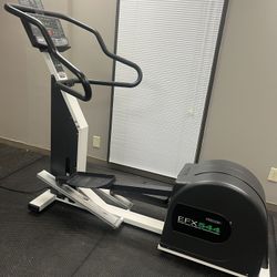Precor USA Elliptical 