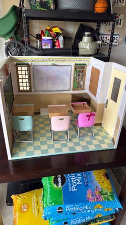 School play saloon
