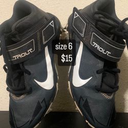 baseball cleats size 6