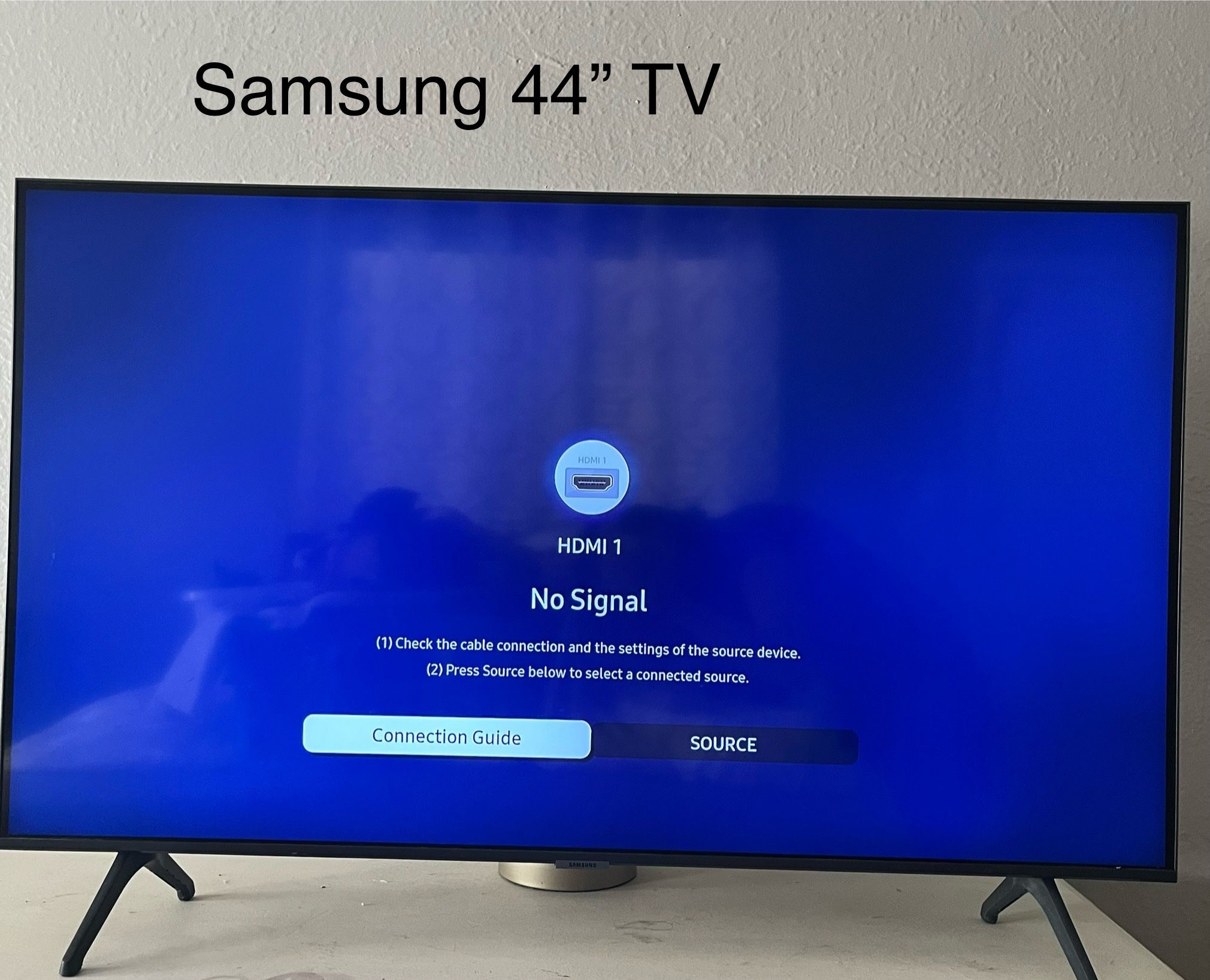 Samsung 44” TV