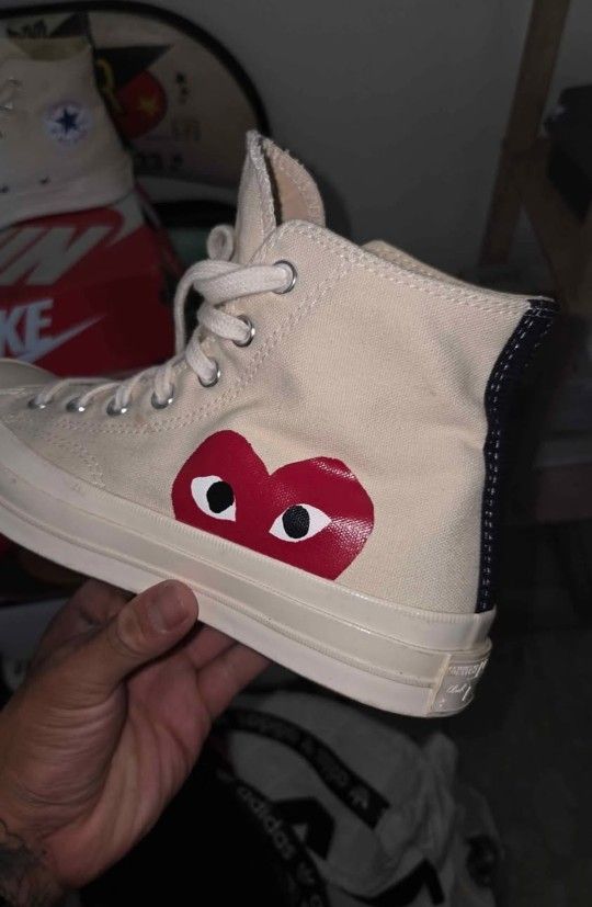 Comme des Garçons PLAY Converse