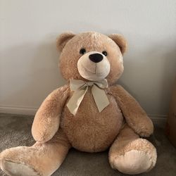 Giant Stuffed Bear 