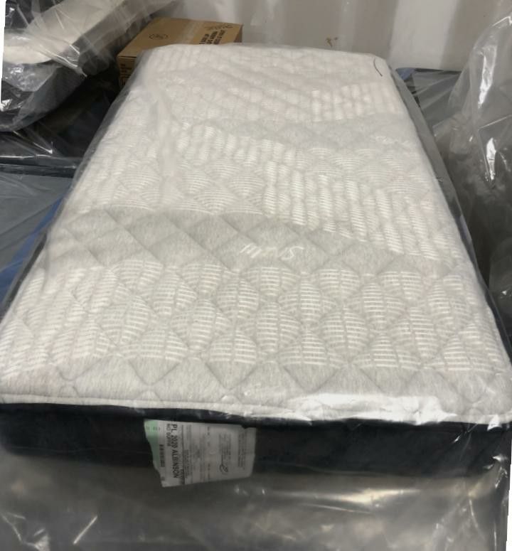 Queen MATTRESS -