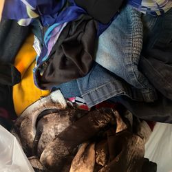 FREE CLOTHES 