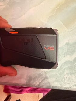 Bushnell Tour V6 Golf Rangefinder
