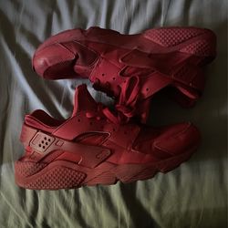 Red Huaraches