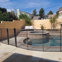 Removable Mesh Pool Fenceing 