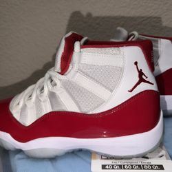 Jordan 11 Cherry’s Size 9 Men’s