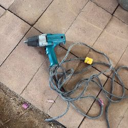 Makita 1/2 Impact Wrench 