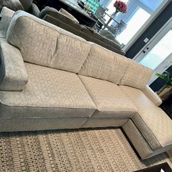 La- Z-Boy Sectional Brand New